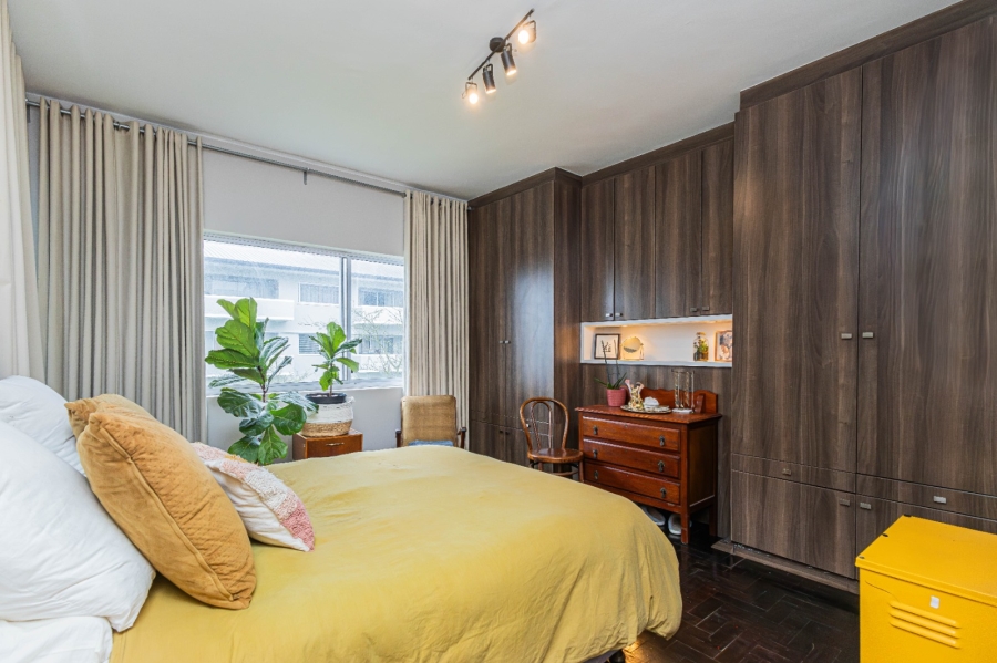 To Let 2 Bedroom Property for Rent in Sea Point Western Cape